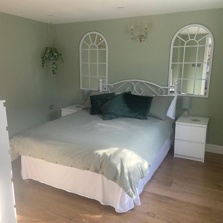 Scott'S Lodge Faversham Bagian luar foto