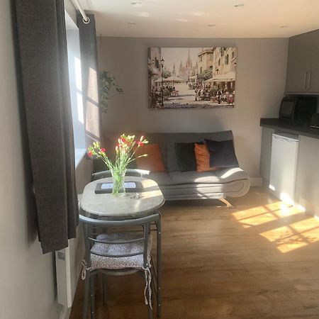 Scott'S Lodge Faversham Bagian luar foto
